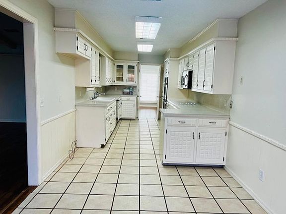 5th image of 7709 Lynnhaven Ave