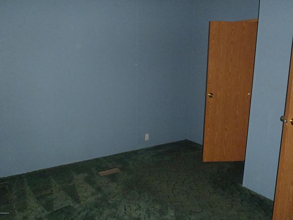 5th image of 1866 E 24th St