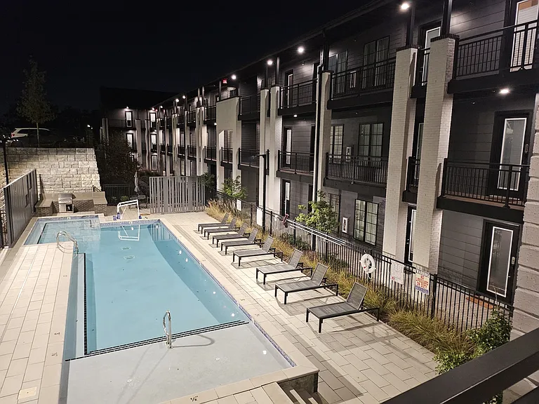 600 E Trinity Ln #114 — Photo 1