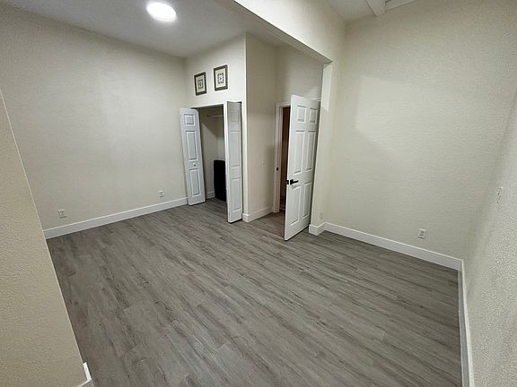 4th image of 110 S Hollywood Ave