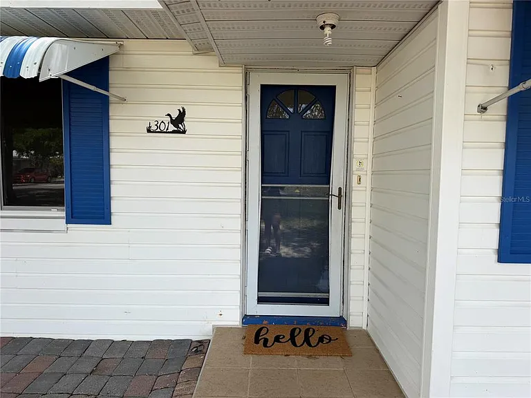 301 S Seminole Ave — Photo 4