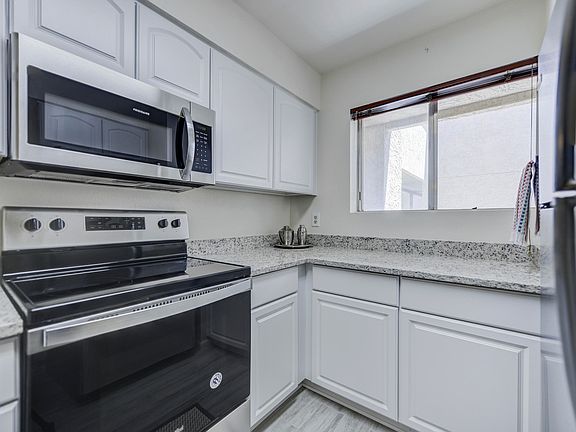 2nd image of 7474 E Earll Dr Unit 215