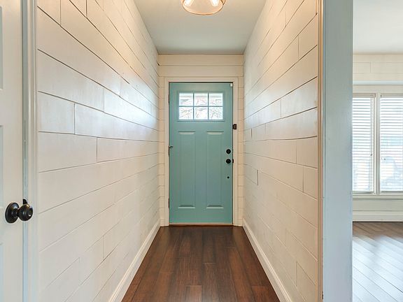 3rd image of 5604 70th St