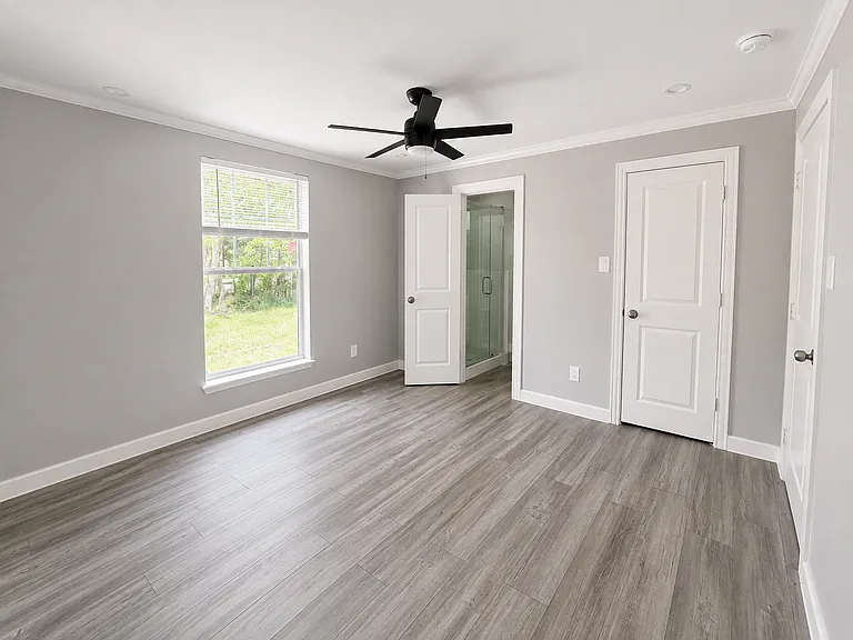 1306 Locust St — Photo 15