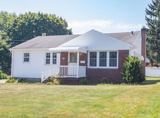 604 W Wilson St, Struthers, OH 44471