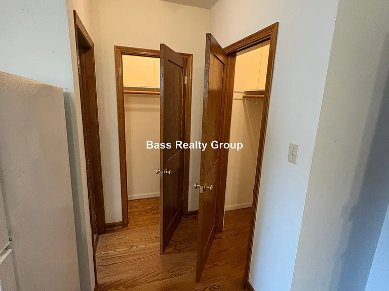 4806 N Kedzie Ave #209 — Photo 4