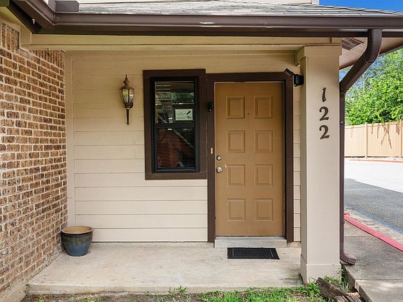 2nd image of 101 Clearday Dr APT 122