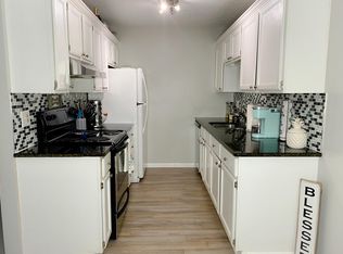 1670 Cedarwood Dr #259, Westlake, OH