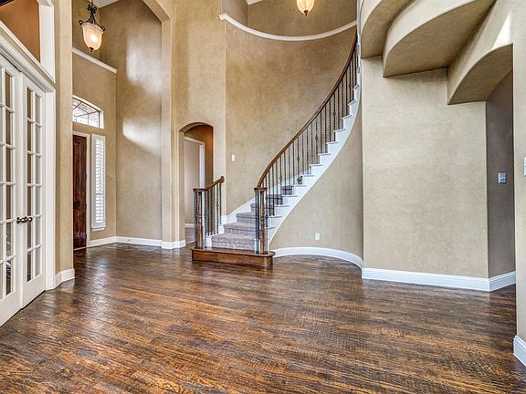 3rd image of 11172 Classic Ln