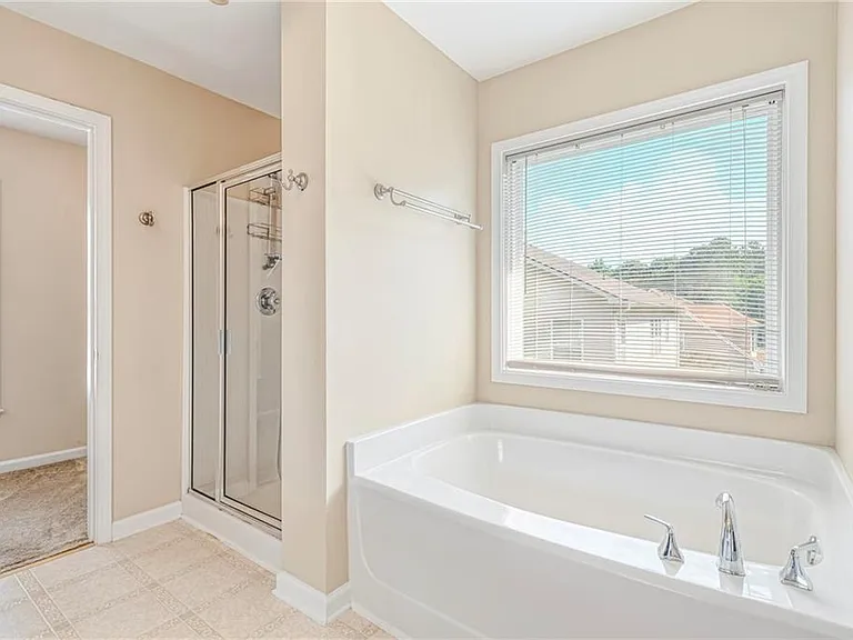 1807 Preserve Creek Way — Photo 19
