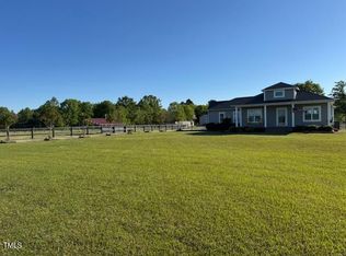 2747 Beasley Rd, Benson, NC 27504
