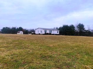 413 Watters Station Rd, Evans City, PA 16033