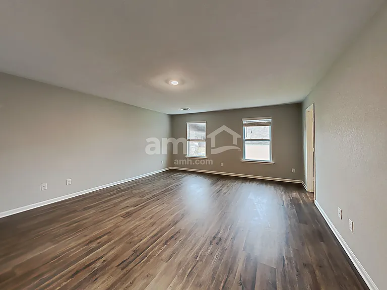 605 Gleaner Way — Photo 10