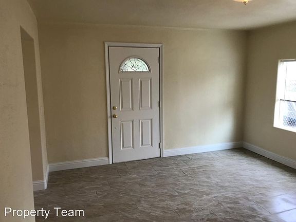 3rd image of 1764 Olive Ave