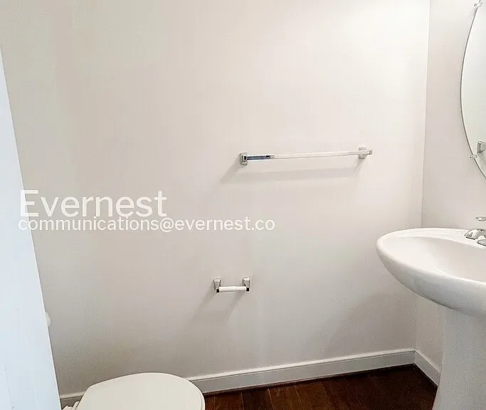 212 Shamrock Dr — Photo 15