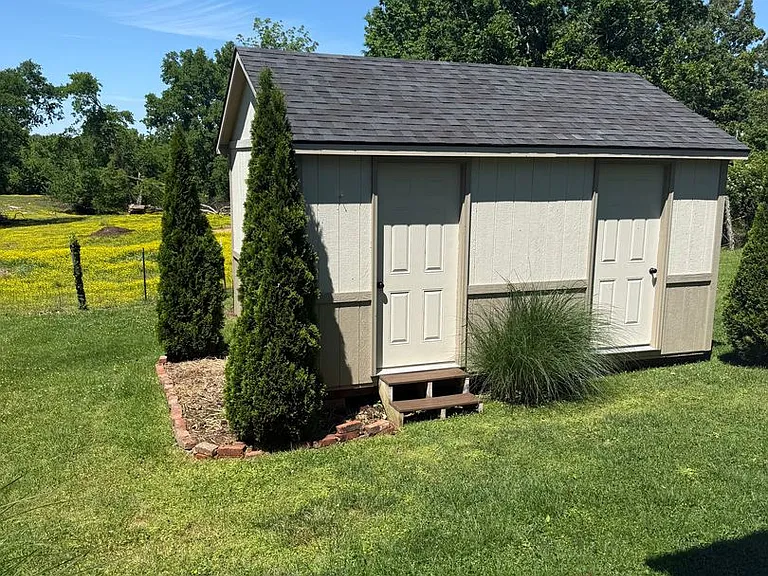 264 Peterson Ave — Photo 12