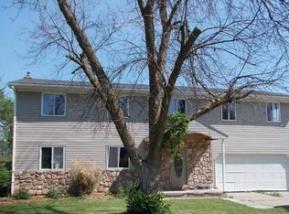 331 E River Rd, Flushing, MI 48433