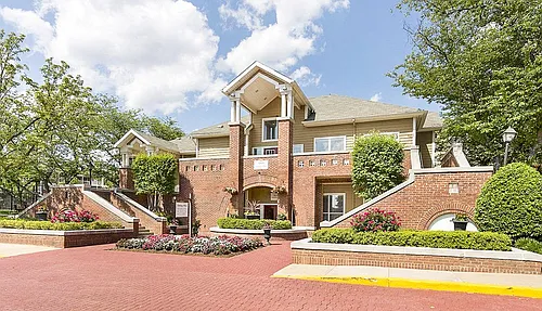 Sawyer Flats Photo 1