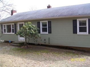 25 Fairview Ave, Shelton, CT 06484