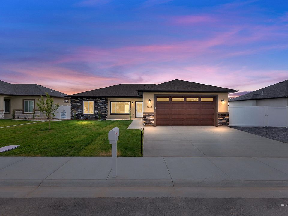 1st image of 1362 Haizlee Way