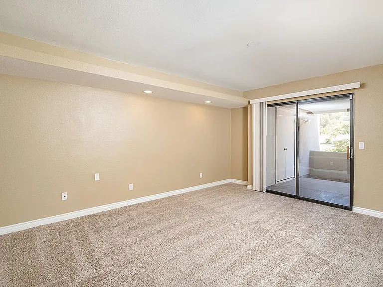 3405 W Danbury Dr #D101 — Photo 10