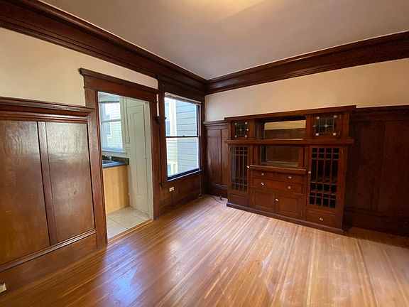 5th image of 1134 Hyde St APT 1