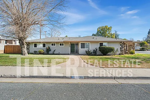 1636 Huntington Dr Photo 1