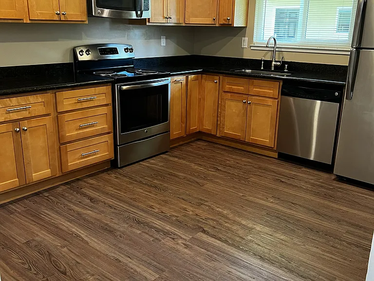 30 Gladys Ct #3 — Photo 26