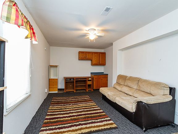 5th image of 364 Neola St