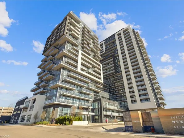 2087 Fairview St #1209, Burlington, ON L7R 0E5