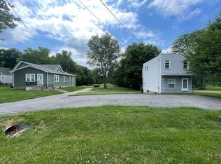 908 S Main St, Washington, IL 61571