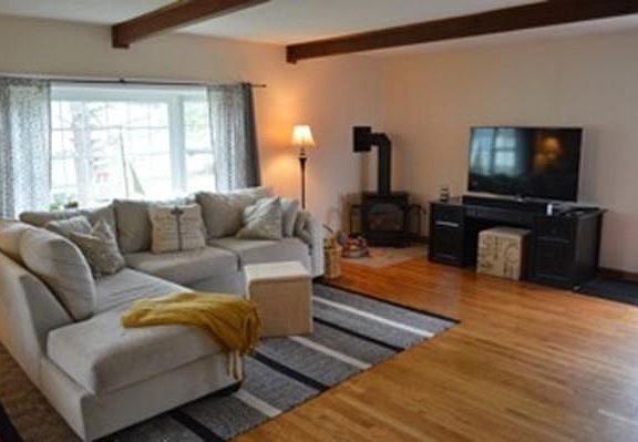 5th image of 11 Saint James Dr