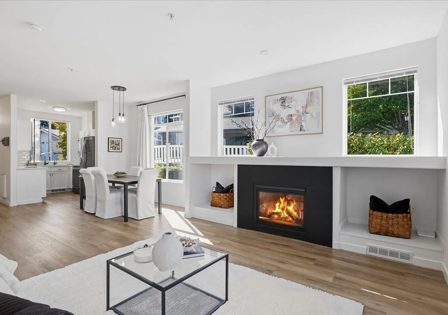 2Bd/1.5Ba Lynnwood Townhome — Photo 4