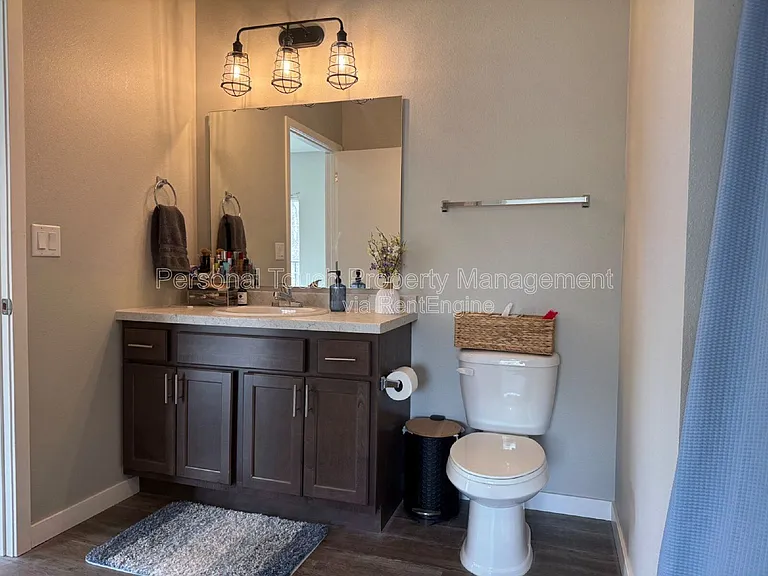 600 8th St S #304 — Photo 36
