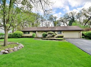 135 Timber View Dr, Oak Brook, IL 60523