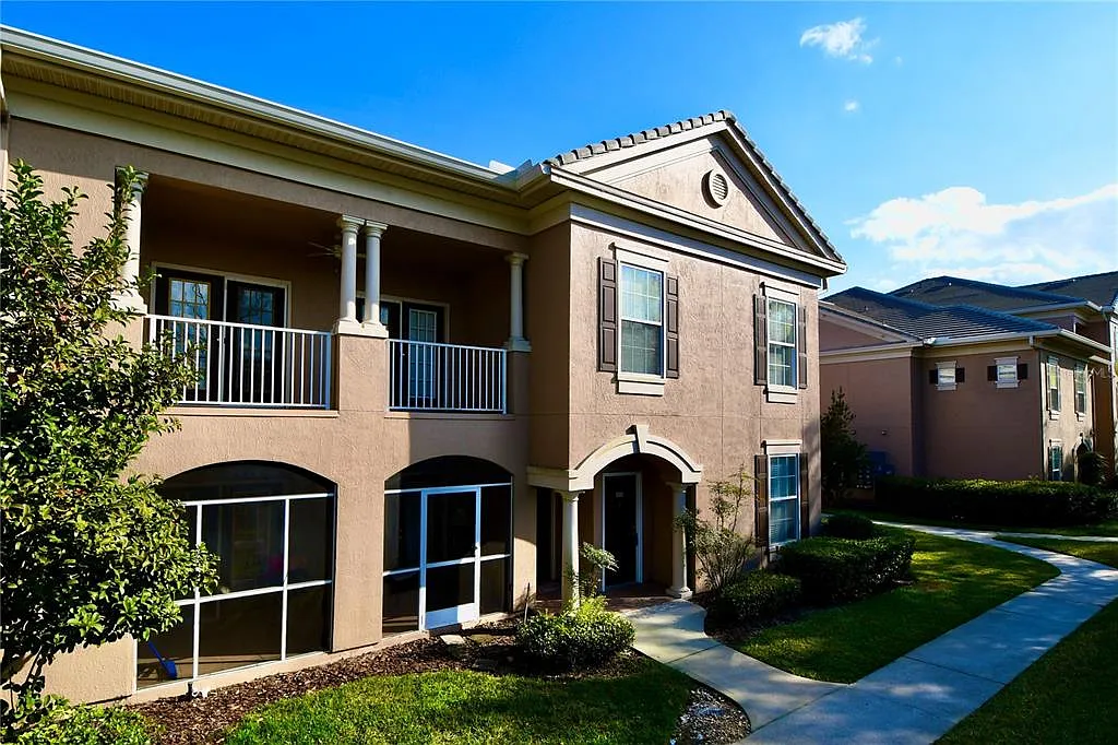 3 bed, 2.0 bath, 1491 sqft, $2,100 — Photo 3