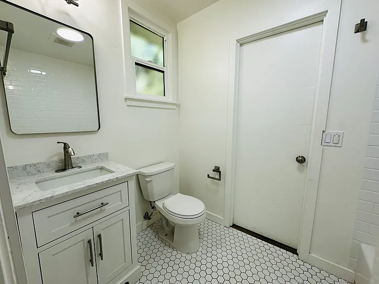 46 Ocean View Ave #C — Photo 5
