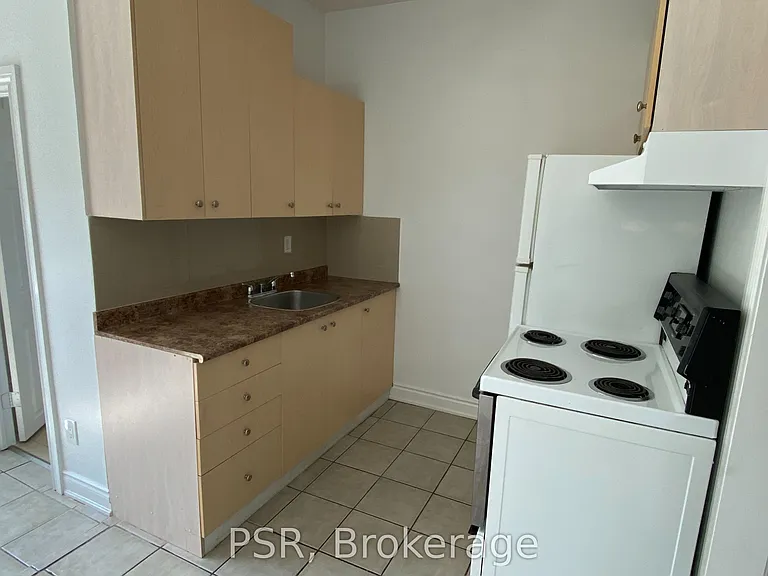 3110 Lake Shore Blvd W #2 — Photo 5