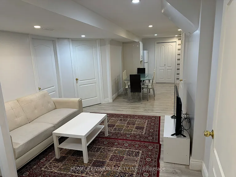133 Austinpaul Dr #LOWER — Photo 14