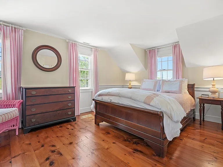39 Milk St — Photo 18