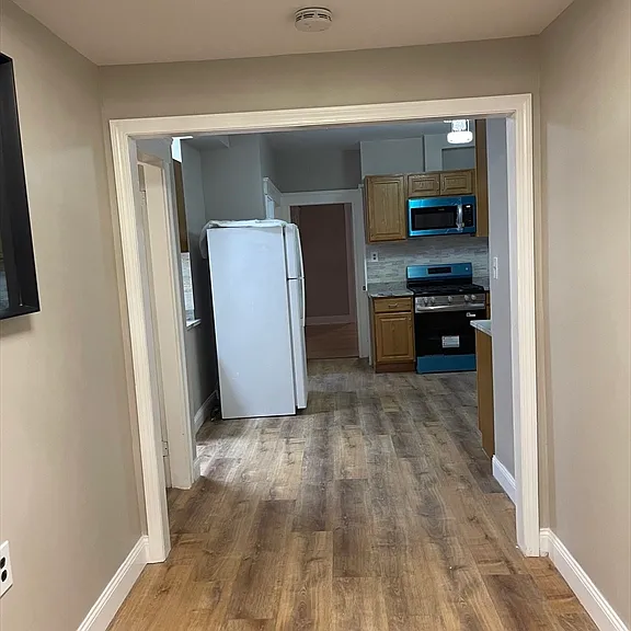52 Houghton St #1 — Photo 8