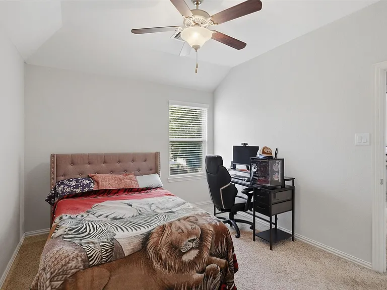 2244 Ivy Wall Dr — Photo 17