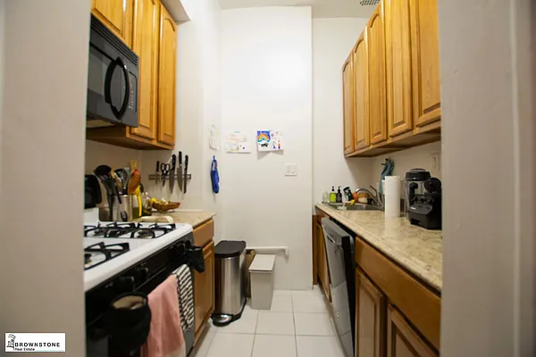 Rented by Brownstone Real Estate | media 15