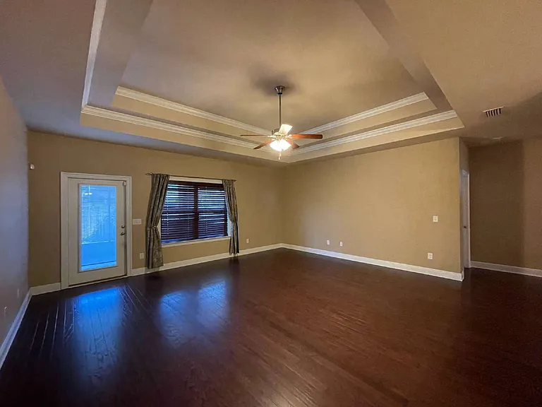 5010 Maggie Ln — Photo 18