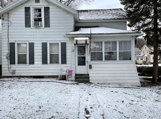 23 Pulaski St, Auburn, NY 13021