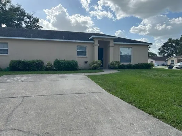 2222 Chestnut Hills Dr, Lakeland, FL 33805