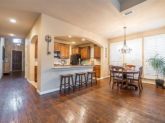 5th image of 3505 White Water Ln