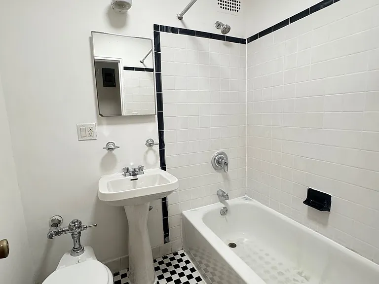 157 E 3rd St #A — Photo 13