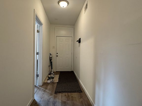 3rd image of 20 Ellers St