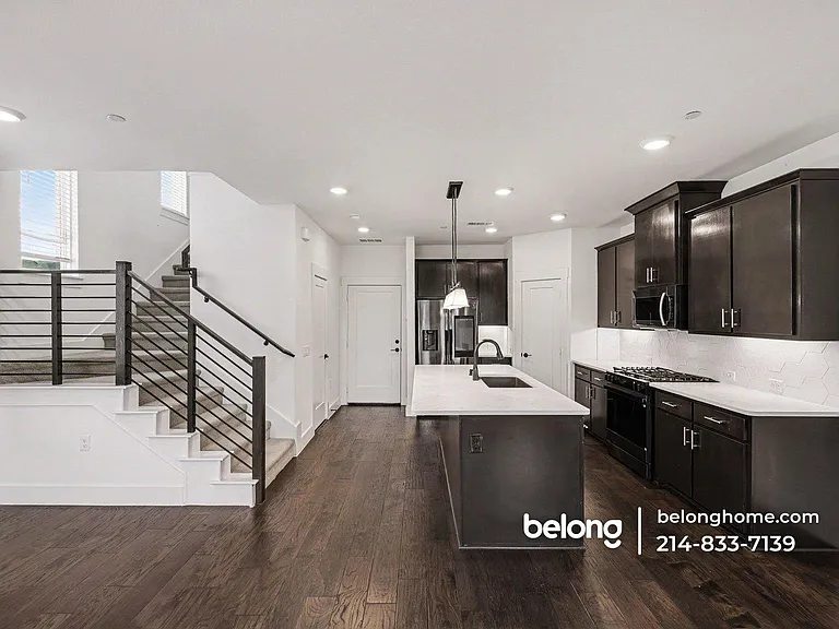 860 Bandera Ct — Photo 7
